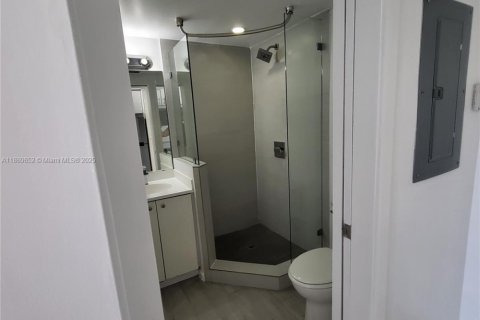 Copropriété à louer à Miami Beach, Floride: 1 chambre, 36.32 m2 № 1897019 - photo 5