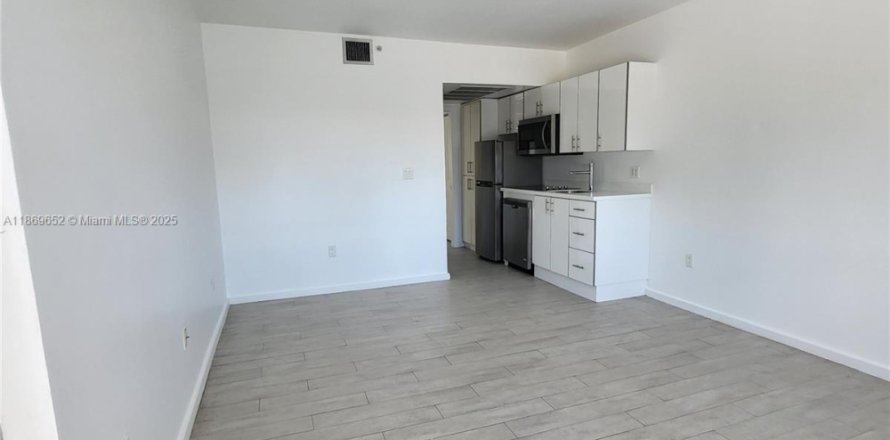 Condo à Miami Beach, Floride, 1 chambre  № 1897019