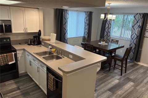 Touwnhouse à louer à Largo, Floride: 3 chambres, 135.73 m2 № 2103800 - photo 3