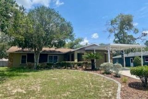 Villa ou maison à louer à Homosassa, Floride: 2 chambres, 104.05 m2 № 1755341 - photo 1