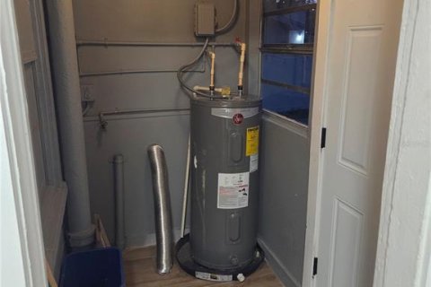 Villa ou maison à louer à Saint Petersburg, Floride: 3 chambres, 81.01 m2 № 1884063 - photo 13