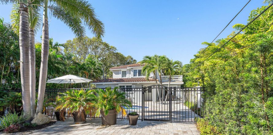 Casa en Delray Beach, Florida 3 dormitorios, 252.79 m2 № 2087687