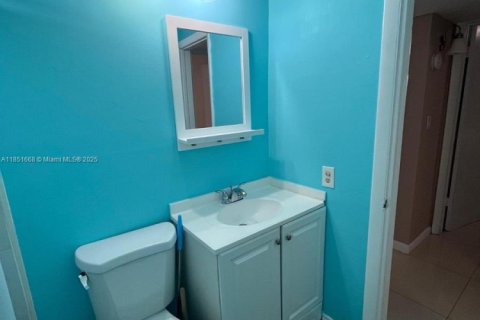 Condominio en venta en Miami, Florida, 2 dormitorios, 80.45 m2 № 1867010 - foto 16