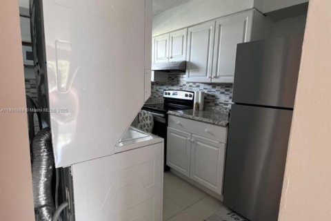 Condominio en venta en Miami, Florida, 2 dormitorios, 80.45 m2 № 1867010 - foto 6