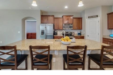 House in Eustis, Florida 4 bedrooms, 195.56 sq.m. № 1684578 - photo 6