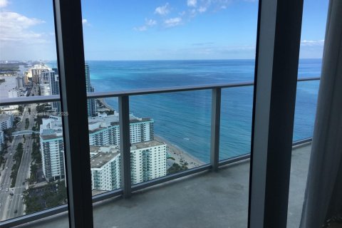 Condominio en venta en Hollywood, Florida, 1 dormitorio, 80.73 m2 № 1957615 - foto 7