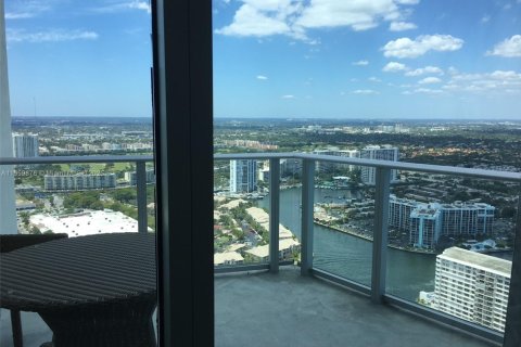 Condominio en venta en Hollywood, Florida, 1 dormitorio, 80.73 m2 № 1957615 - foto 6