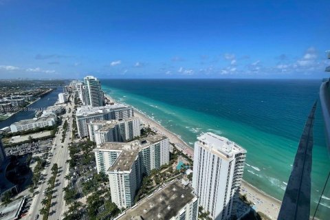 Condominio en venta en Hollywood, Florida, 1 dormitorio, 80.73 m2 № 1957615 - foto 12
