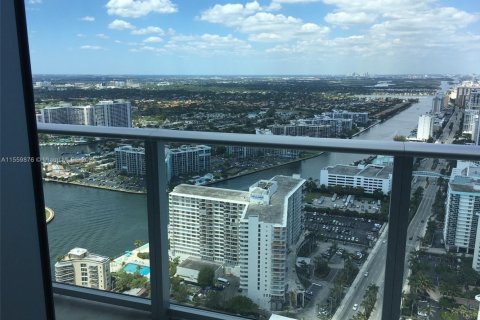 Condominio en venta en Hollywood, Florida, 1 dormitorio, 80.73 m2 № 1957615 - foto 8