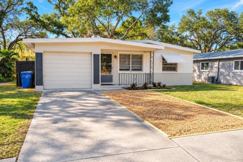 Villa ou maison à Dunedin, Floride 2 chambres, 80.08 m2 № 2344676