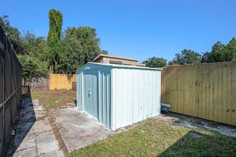 House in Brandon, Florida 3 bedrooms, 109.25 sq.m. № 1916821 - photo 29