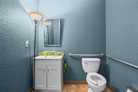 Propiedad comercial en alquiler en Orlando, Florida, 153.29 m2 № 2236119 - foto 13