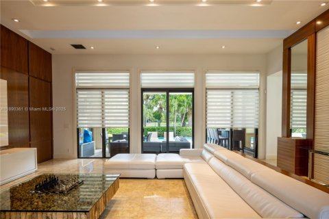 House in Parkland, Florida 5 bedrooms, 291.99 sq.m. № 2014833 - photo 5