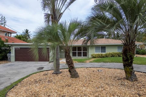 House in Pompano Beach, Florida 3 bedrooms, 151.24 sq.m. № 2034217 - photo 28