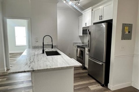 Condominio en venta en Orlando, Florida, 2 dormitorios, 101.36 m2 № 2208266 - foto 6
