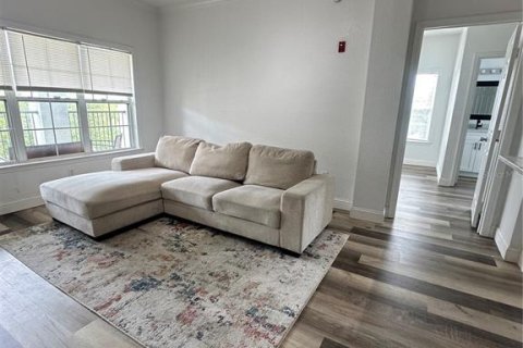 Condominio en venta en Orlando, Florida, 2 dormitorios, 101.36 m2 № 2208266 - foto 4