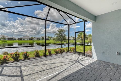 House in Venice, Florida 3 bedrooms, 171.68 sq.m. № 1886123 - photo 11