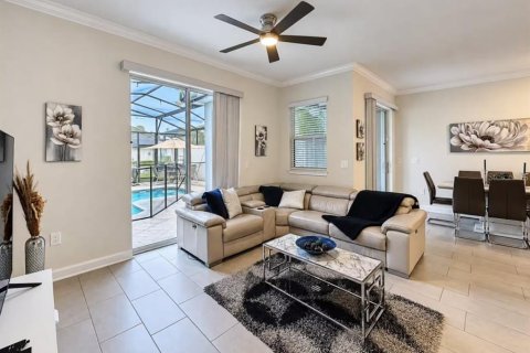 Touwnhouse à vendre à Kissimmee, Floride: 4 chambres, 176.7 m2 № 2438234 - photo 4