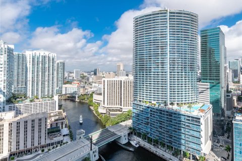 Condominio en alquiler en Miami, Florida, 55.56 m2 № 1877498 - foto 2