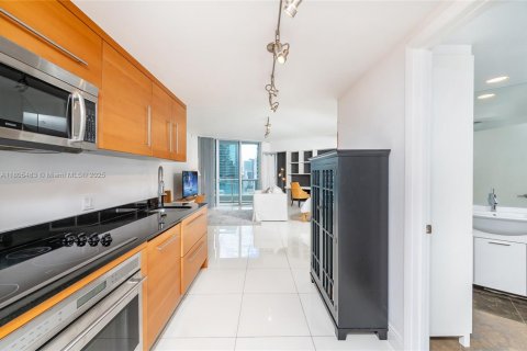 Condominio en alquiler en Miami, Florida, 55.56 m2 № 1877498 - foto 5