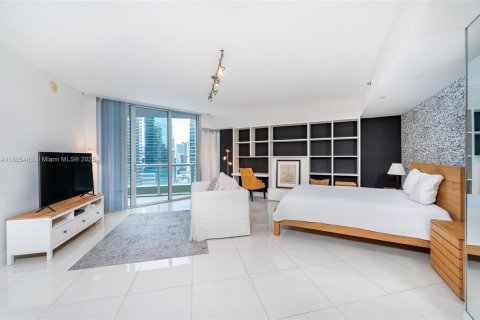 Condominio en alquiler en Miami, Florida, 55.56 m2 № 1877498 - foto 7