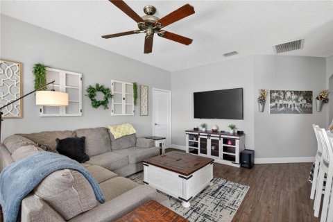 Casa en venta en Sorrento, Florida, 4 dormitorios, 252.6 m2 № 2222388 - foto 15
