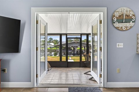 Купить виллу или дом в Эстор, Флорида 5 комнат, 144.93м2, № 2330440 - фото 11