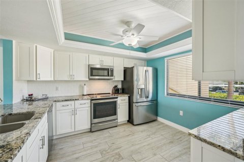 Copropriété à vendre à Saint Petersburg, Floride: 2 chambres, 117.52 m2 № 2093877 - photo 24