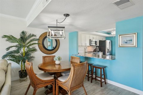 Copropriété à vendre à Saint Petersburg, Floride: 2 chambres, 117.52 m2 № 2093877 - photo 20