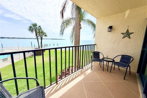 Copropriété à vendre à Saint Petersburg, Floride: 2 chambres, 117.52 m2 № 2093877 - photo 13