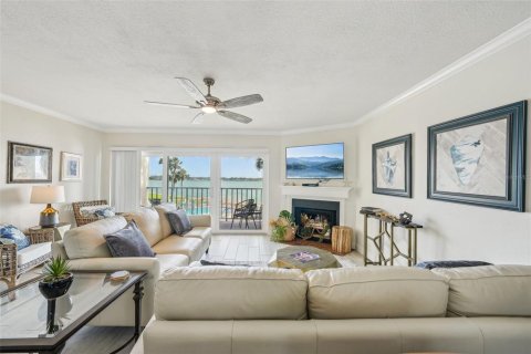 Copropriété à vendre à Saint Petersburg, Floride: 2 chambres, 117.52 m2 № 2093877 - photo 11