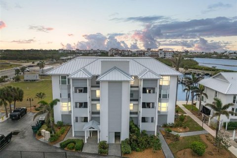 Copropriété à vendre à Placida, Floride: 1 chambre, 64.75 m2 № 1718370 - photo 1