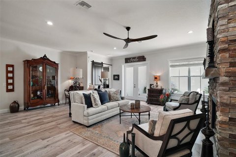 House in Mount Dora, Florida 3 bedrooms, 188.31 sq.m. № 1792954 - photo 8