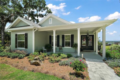 House in Mount Dora, Florida 3 bedrooms, 188.31 sq.m. № 1792954 - photo 3