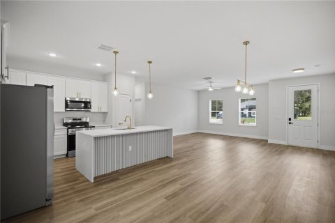 Casa en venta en Citrus Springs, Florida, 4 dormitorios, 168 m2 № 2427366 - foto 11