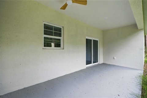 Casa en venta en Citrus Springs, Florida, 4 dormitorios, 168 m2 № 2427366 - foto 5