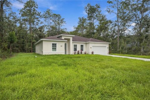 Casa en Citrus Springs, Florida 4 dormitorios, 168 m2 № 2427366