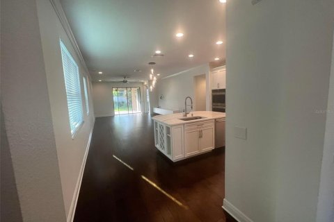 Villa ou maison à louer à Odessa, Floride: 3 chambres, 277.59 m2 № 2395628 - photo 3