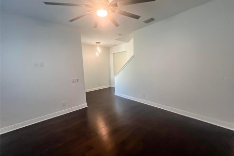 Villa ou maison à louer à Odessa, Floride: 3 chambres, 277.59 m2 № 2395628 - photo 14