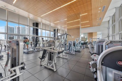 Condo in Miami, Florida, 1 bedroom  № 2086397 - photo 20