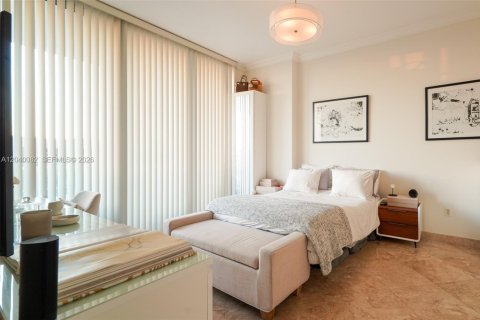 Condo in Miami, Florida, 1 bedroom  № 2086397 - photo 6