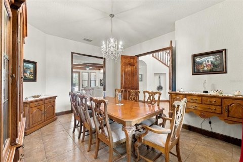 House in Weeki Wachee, Florida 8 bedrooms, 584.82 sq.m. № 2430395 - photo 27