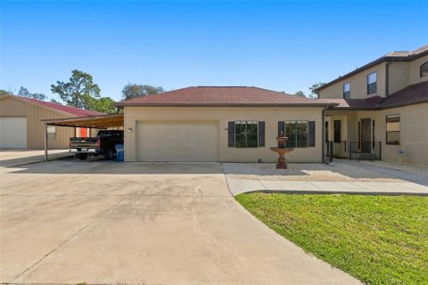 House in Weeki Wachee, Florida 8 bedrooms, 584.82 sq.m. № 2430395 - photo 5