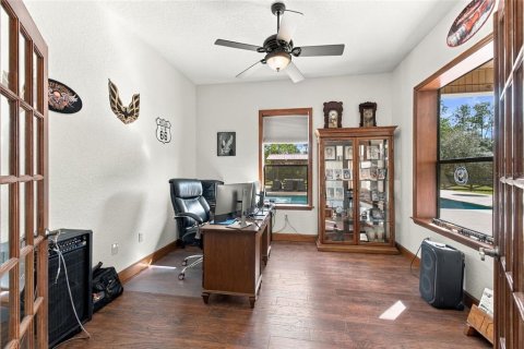 House in Weeki Wachee, Florida 8 bedrooms, 584.82 sq.m. № 2430395 - photo 26