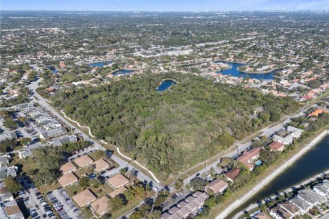 Купить кондоминиум в Корал-Спрингс, Флорида 2 спальни, 76.64м2, № 2011410 - фото 29