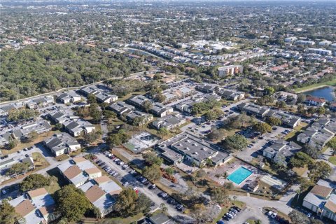 Купить кондоминиум в Корал-Спрингс, Флорида 2 спальни, 76.64м2, № 2011410 - фото 28