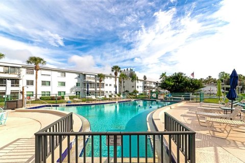 Condo in Bradenton, Florida, 1 bedroom  № 1847951 - photo 27
