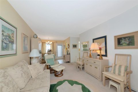 Condo in Bradenton, Florida, 1 bedroom  № 1847951 - photo 10