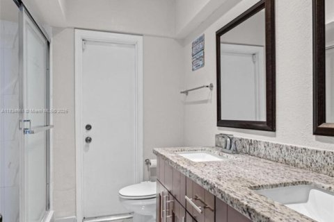 Casa en venta en Plantation, Florida, 4 dormitorios, 158.86 m2 № 1817599 - foto 9