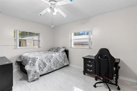 Casa en venta en Plantation, Florida, 4 dormitorios, 158.86 m2 № 1817599 - foto 7
